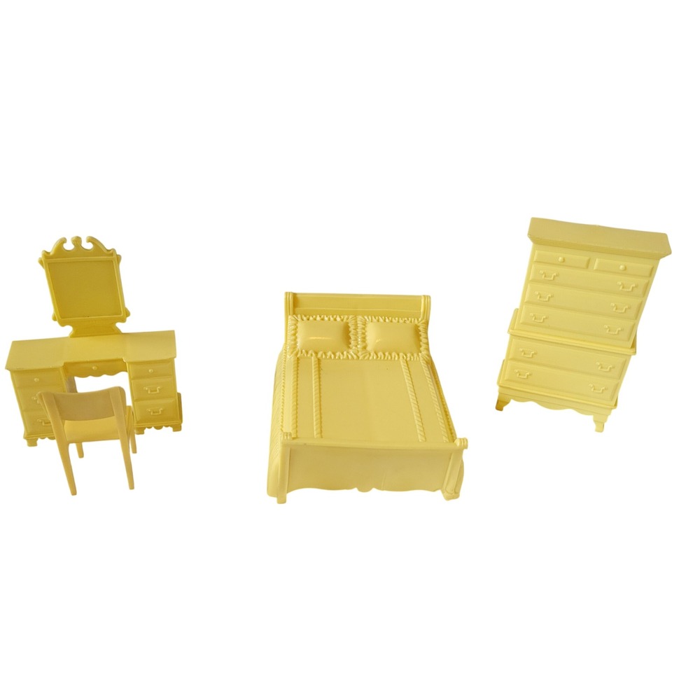 Vtg 1950s Louis Marx Toys Lt Yellow Plastic Dollhouse Bedroom Furniture Set 1:16